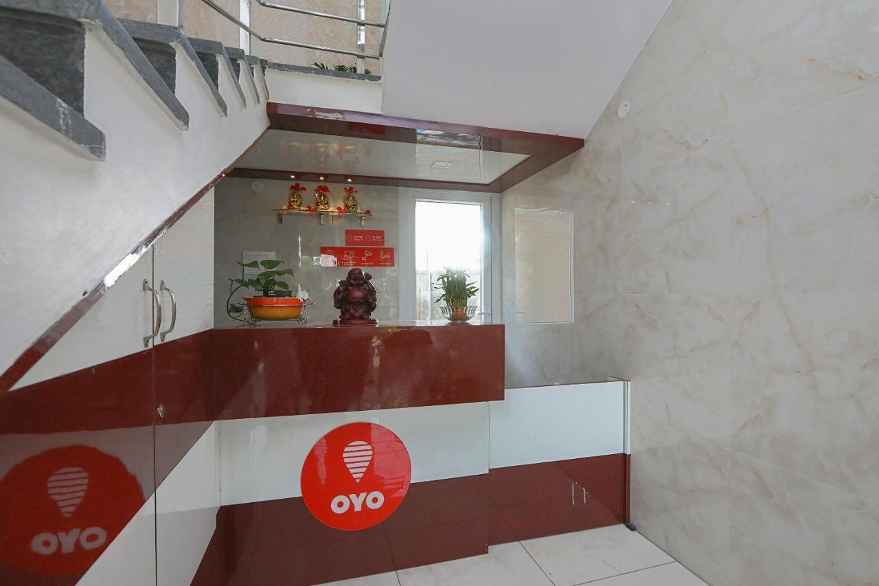 Hotel Oyo 22211 Shree Ankanatheshwara Residency Nanjangud Exterior foto